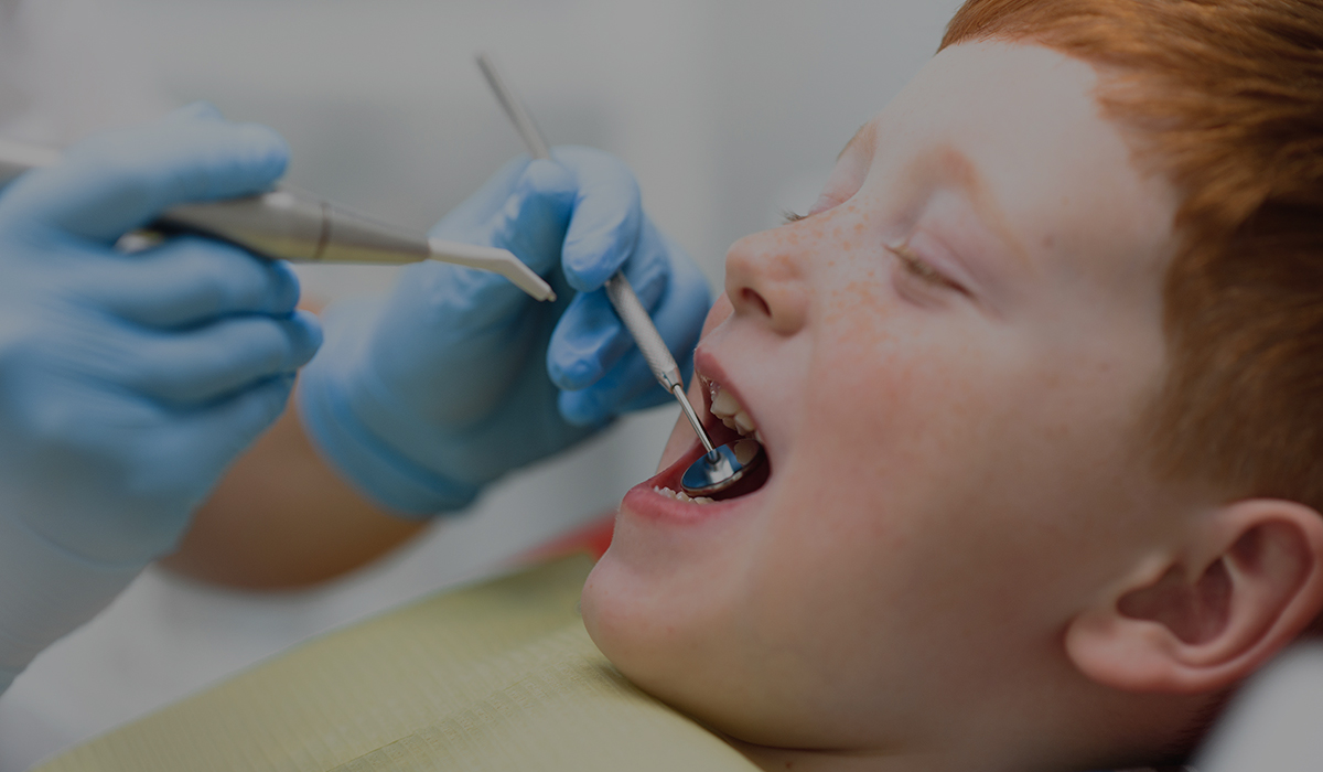 Pediatric dental emergenics
